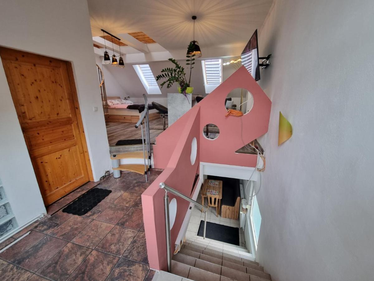 Pension Donaublick Grein 2 In Stifterstrasse 19A Dış mekan fotoğraf