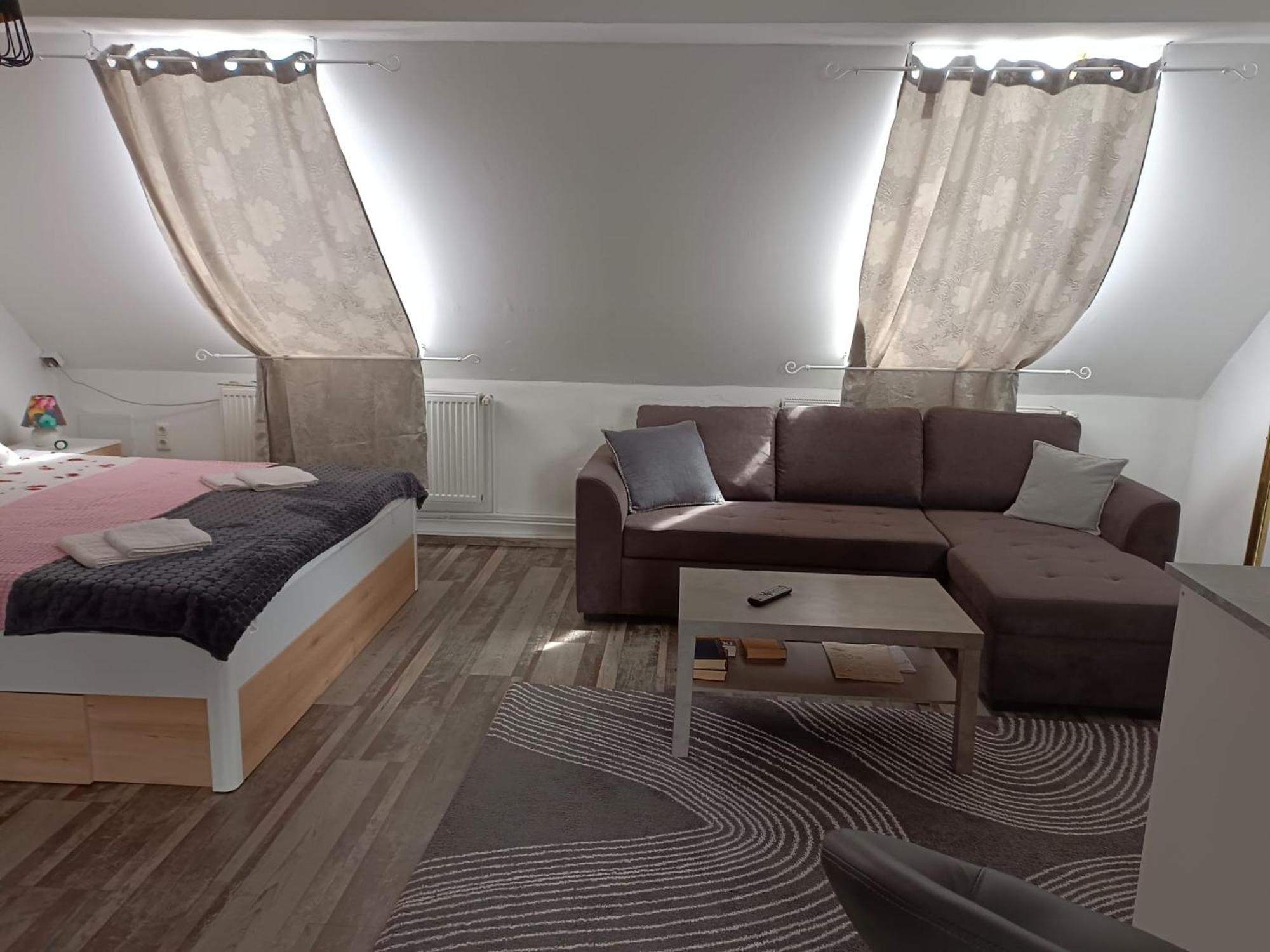 Pension Donaublick Grein 2 In Stifterstrasse 19A Dış mekan fotoğraf