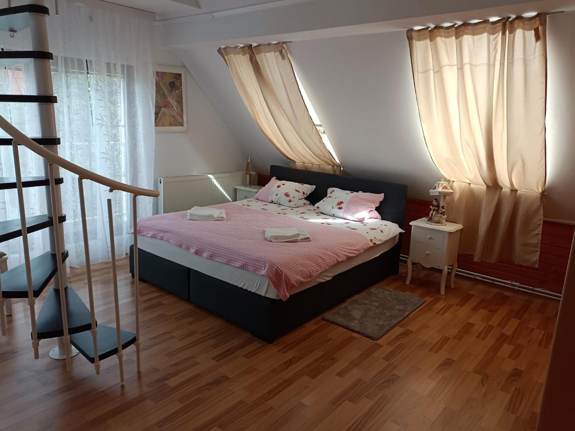 Pension Donaublick Grein 2 In Stifterstrasse 19A Dış mekan fotoğraf